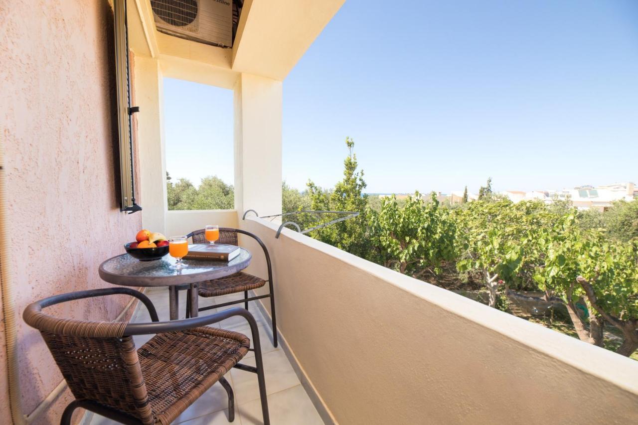 Esperia Apartments Платанес Экстерьер фото